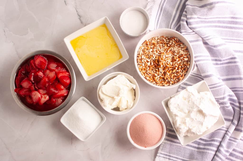 Ingredients for Strawberry Pretzel Salad.