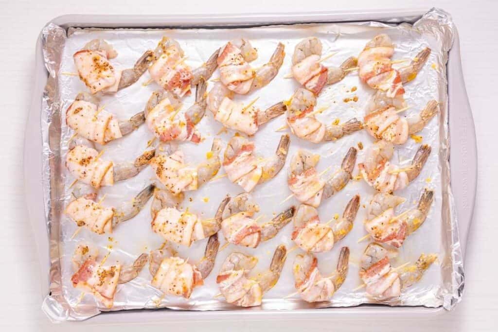 Shrimp wrapped with bacon.